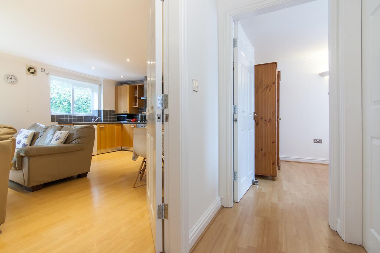 Rest & Recharge - Birley View Manchester Exterior photo